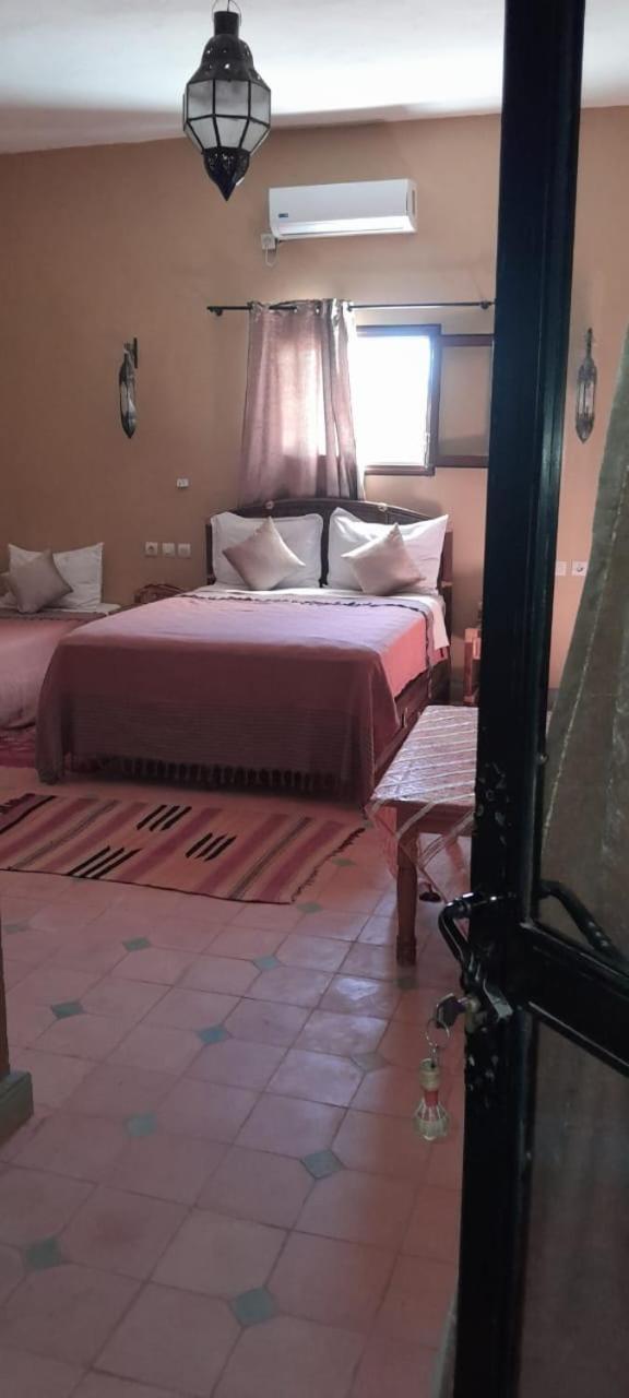 Lescale De Ouarzazate Hotel Tazentoute Kültér fotó